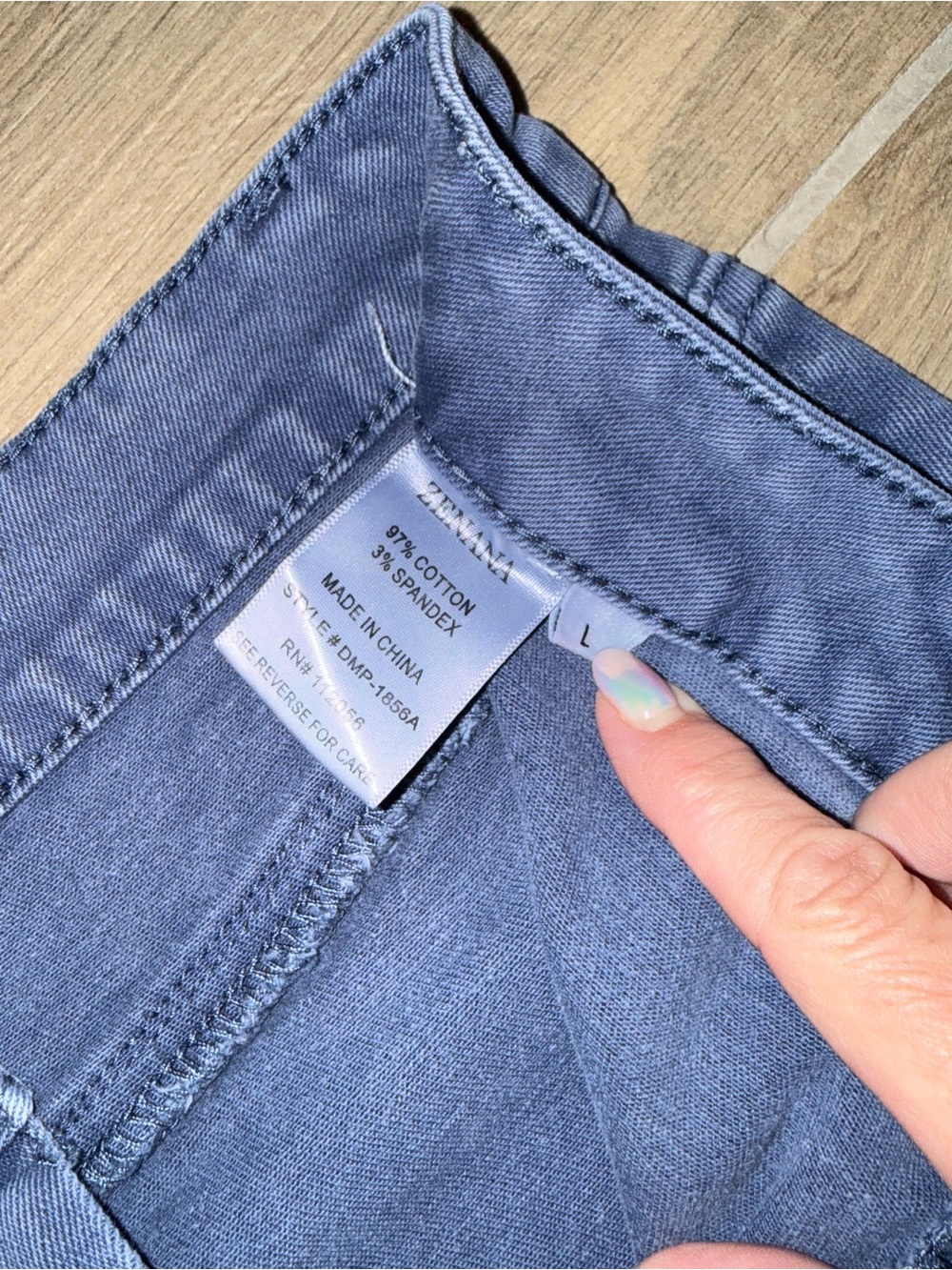 Zenana Outfitters Wide Leg Jeans With Raw Hem Blue/Purple Color Size L - Picture 3 of 6